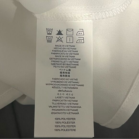 NWT Michael Kors White Crepe Long Sleeve Gold Eyelet Trim Blouse Size Small - Picture 7 of 7